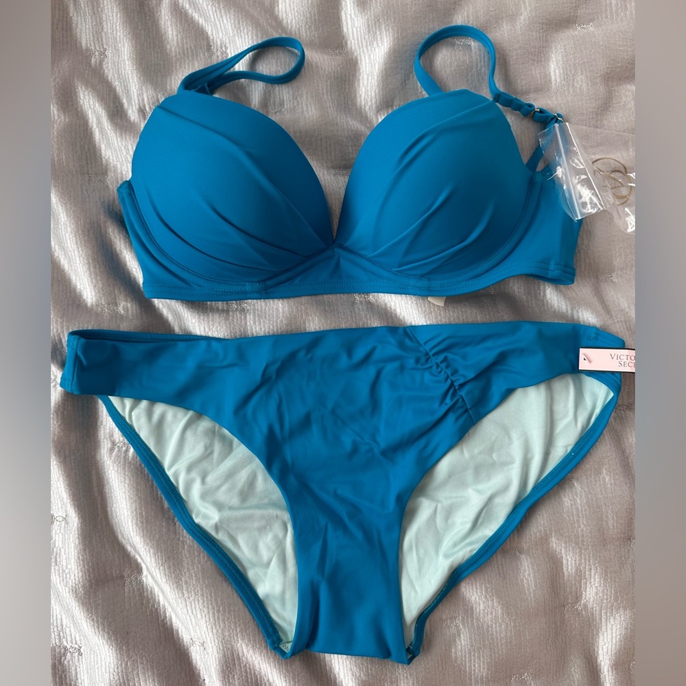 NWT Victoria’s Secret blue push up bikini